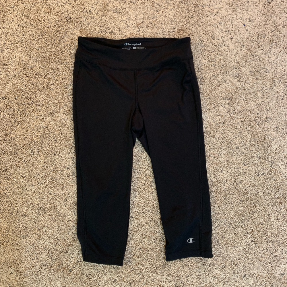 Champion cropped leggings (right past knee)